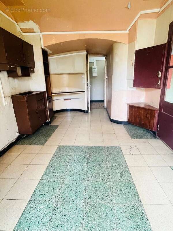 Appartement à MARSEILLE-1E