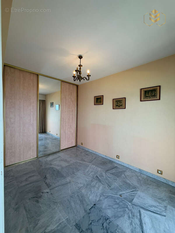 Appartement à ROQUEBRUNE-CAP-MARTIN