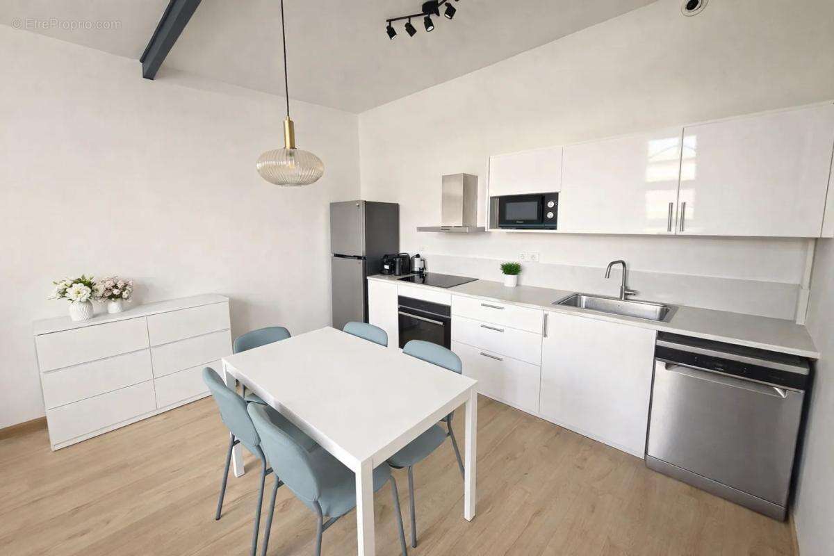 Appartement à BORDEAUX