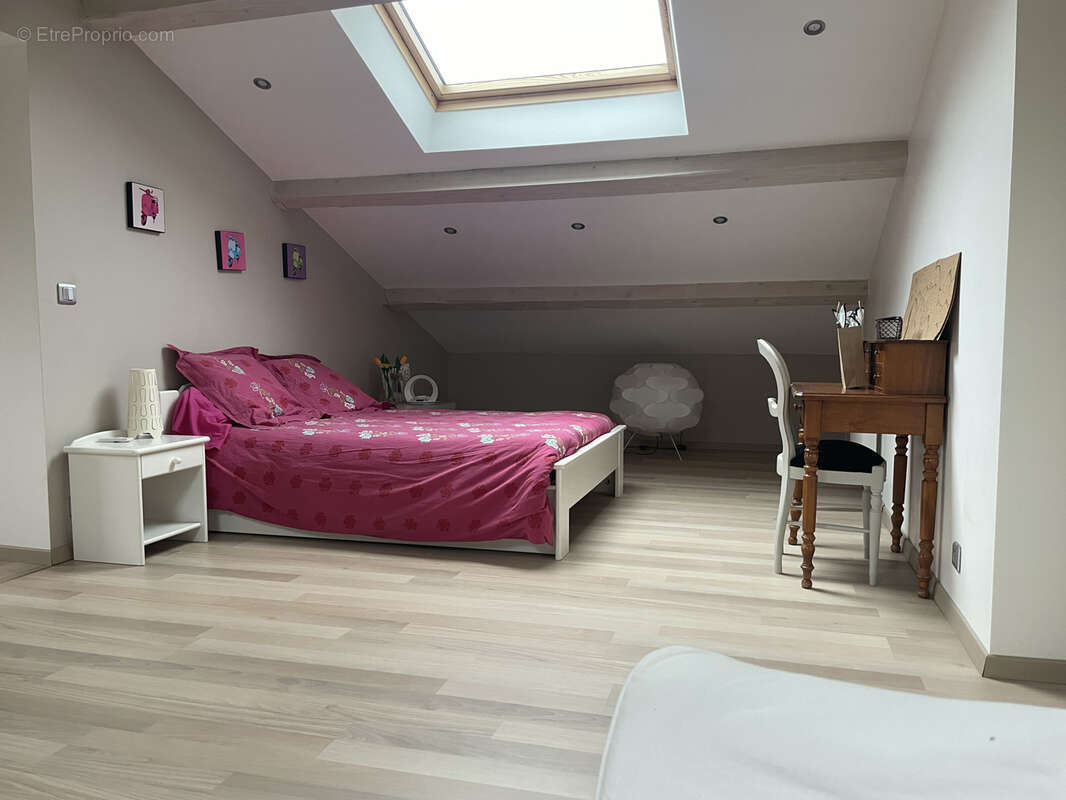 VILLA  de 201 M2  offrant 5 CHAMBRES - photo 21