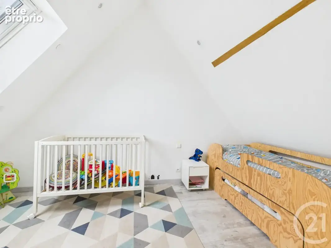 Maison 4 pièces 144 m² à vendre à Fontaine-La-Guyon (28190) - photo 7