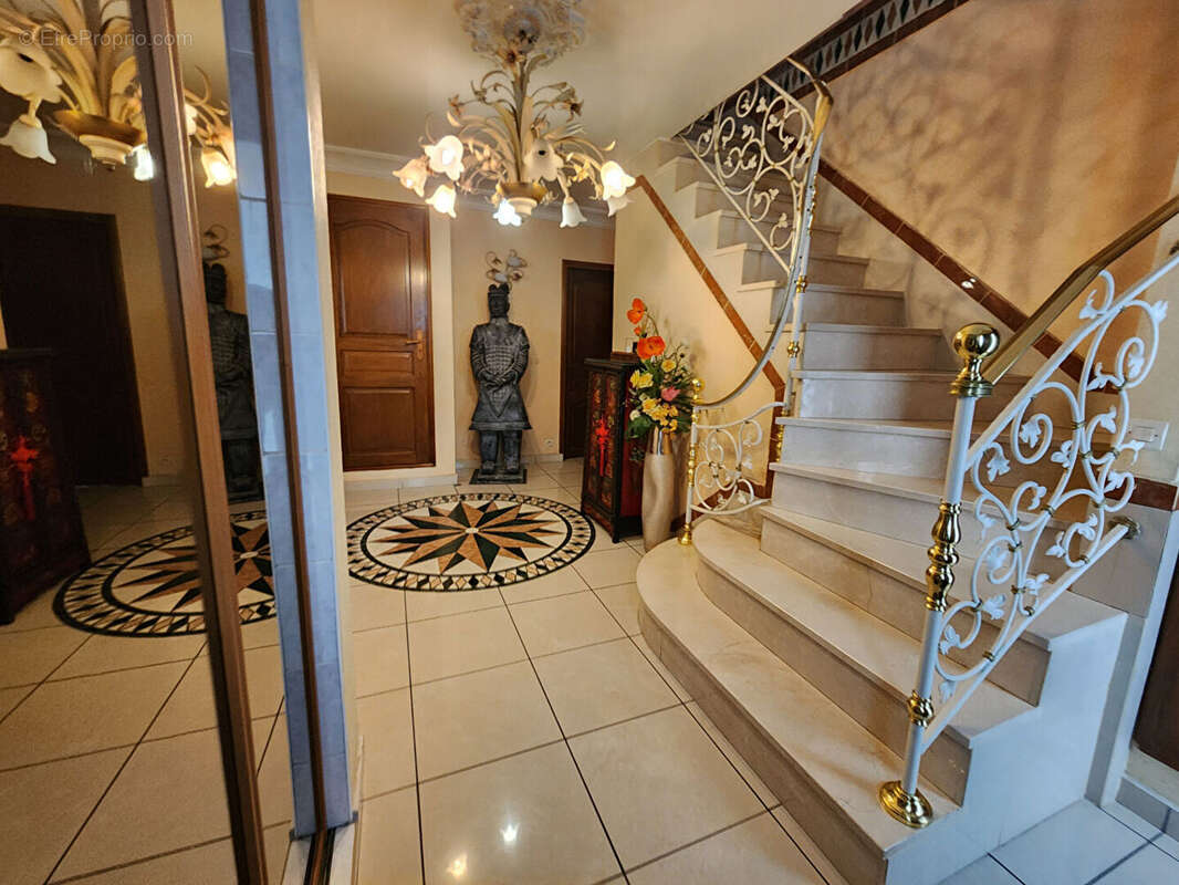 Maison à COLOMBES