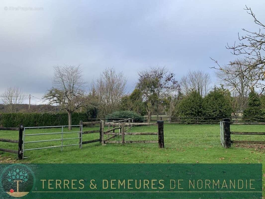 Maison à BEAUMESNIL