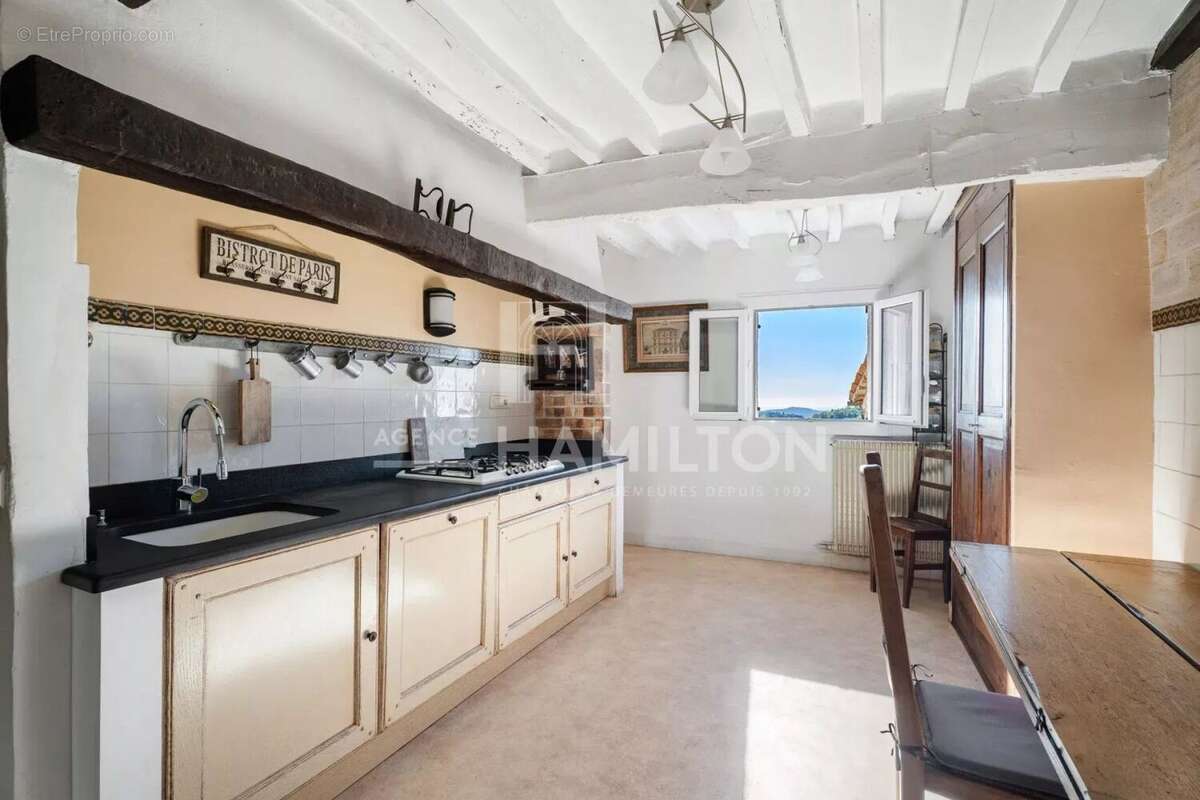 Maison de charme rénovée - MAGAGNOSC - cur du vieux village - photo 8