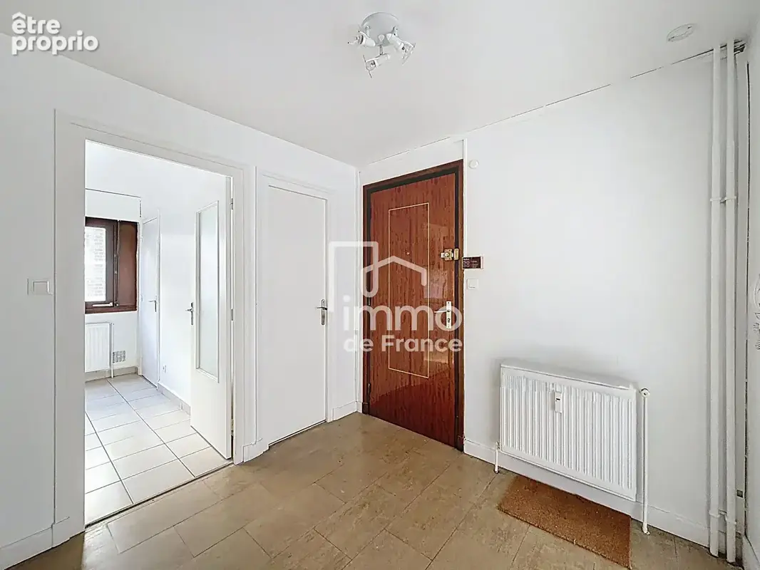 Appartement Oyonnax 5 pièce(s) 101.02 m2 - photo 4