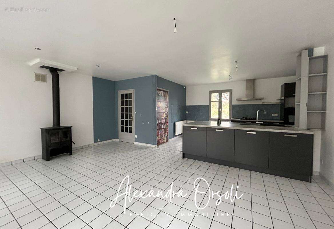 Maison à LANDERONDE