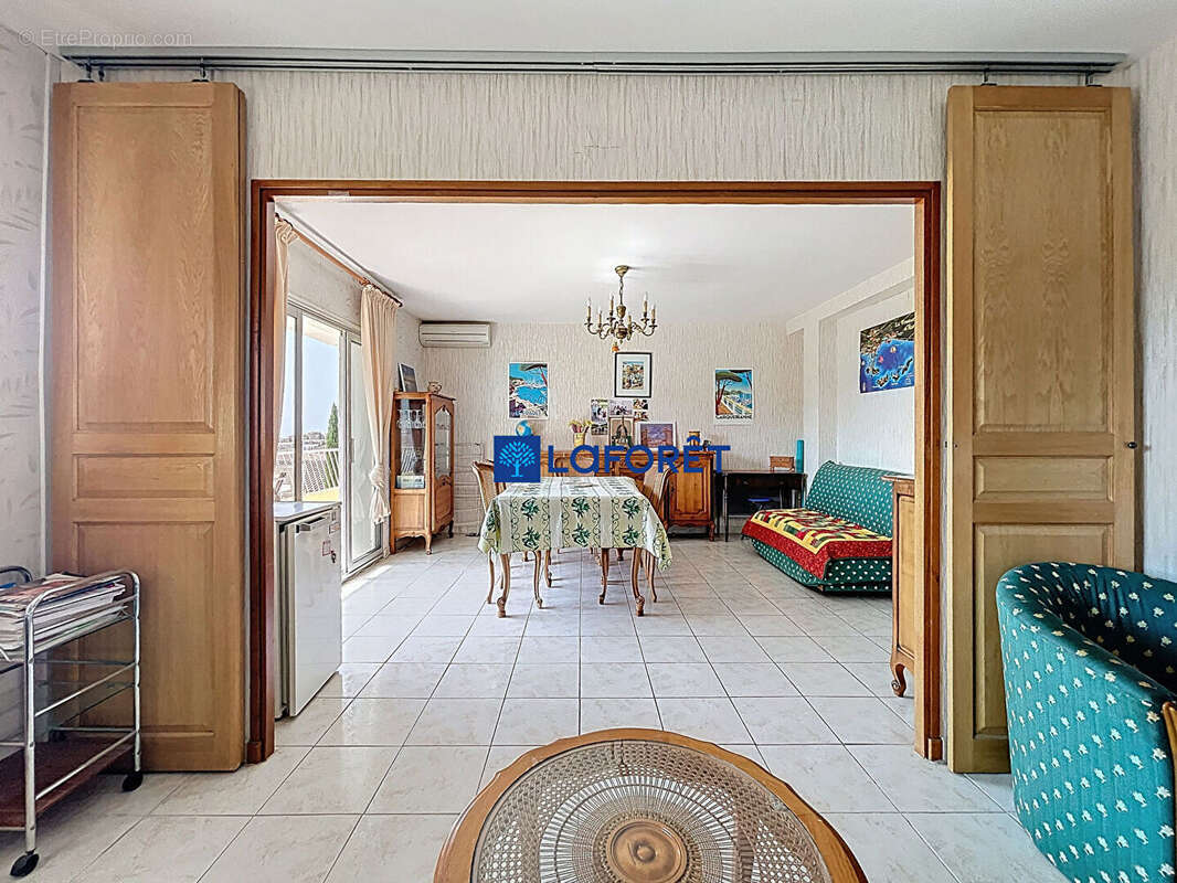 Appartement à CARQUEIRANNE