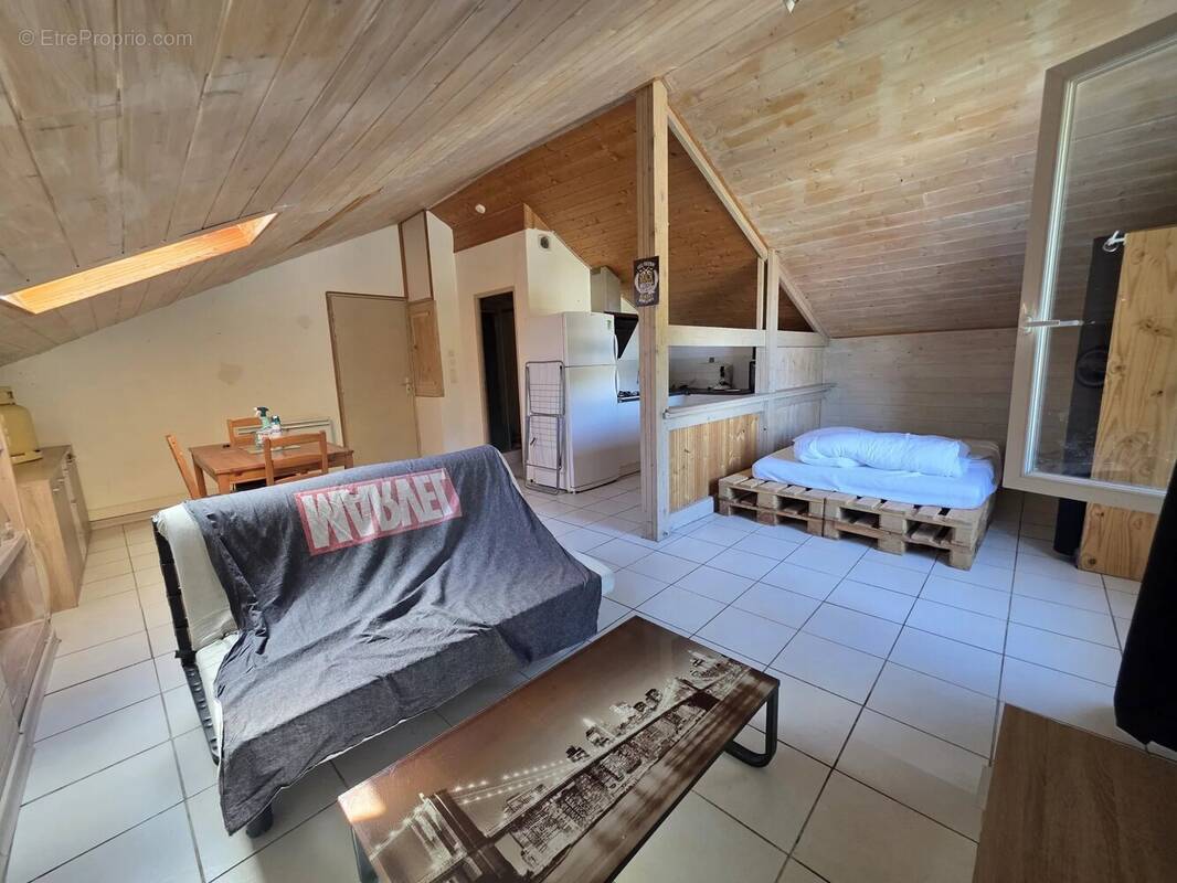 Appartement à LE TEIL