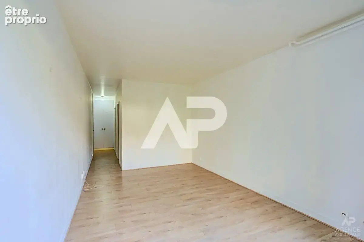 Appartement Rueil Malmaison 1 pièce(s) 31.83 m2 - photo 9