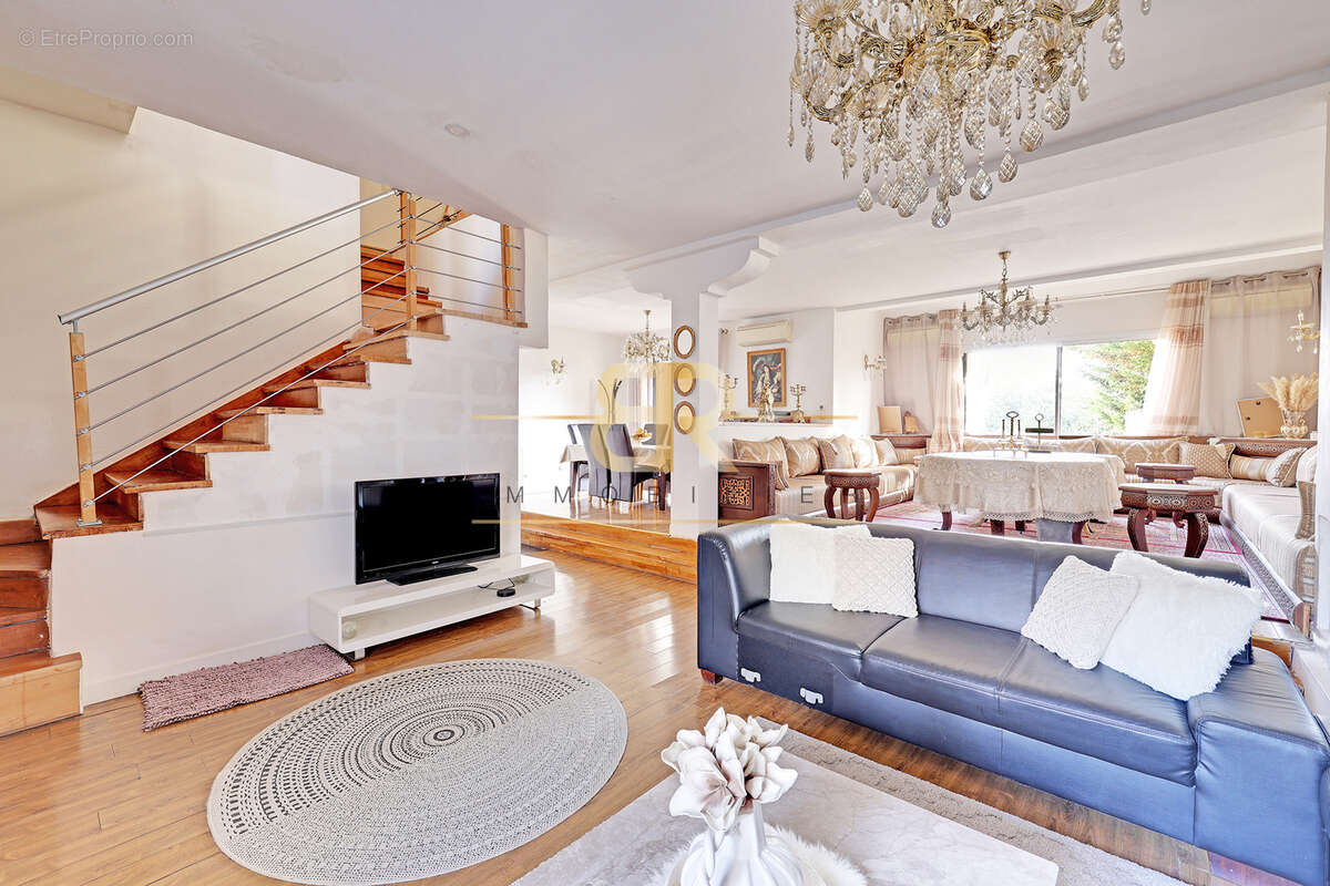 Maison à NOISY-LE-SEC