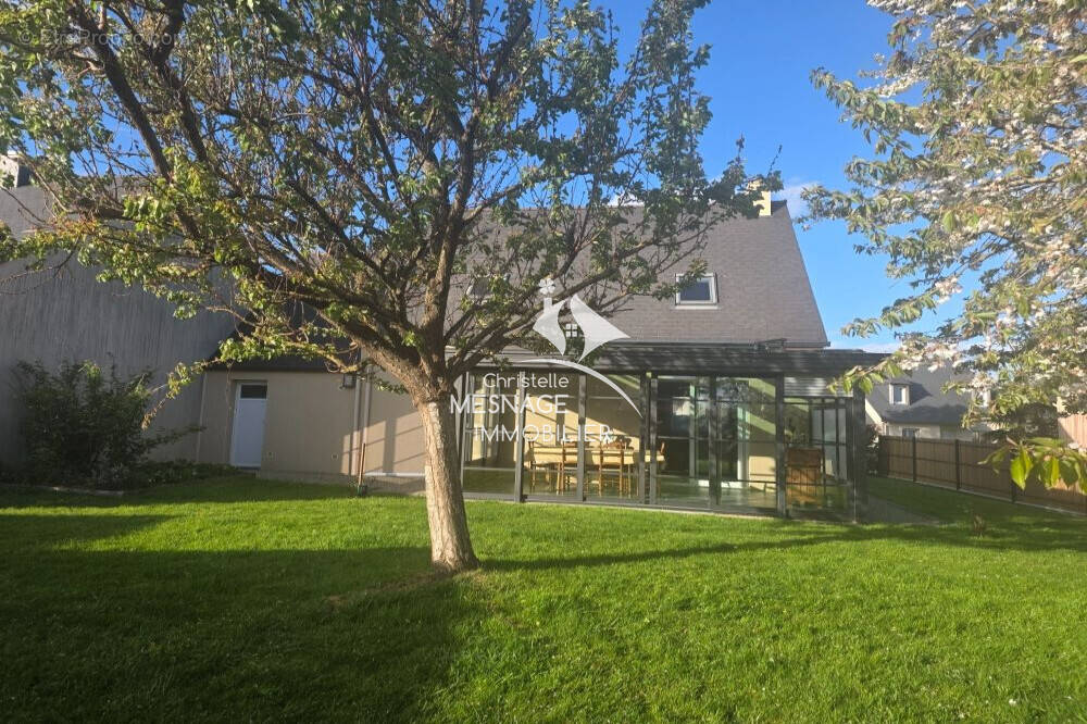 Maison à LANVALLAY