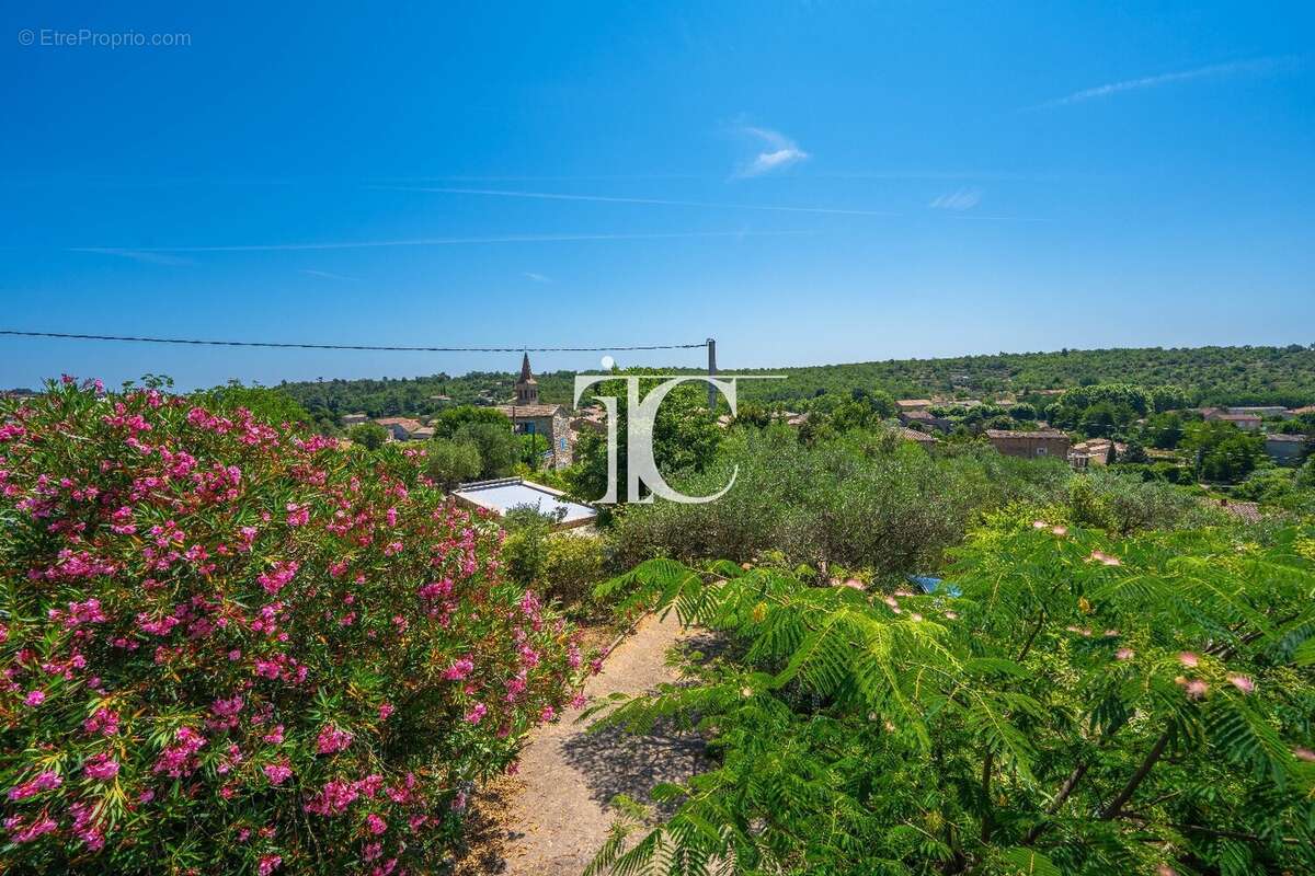 Maison à SAINT-PAUL-LE-JEUNE