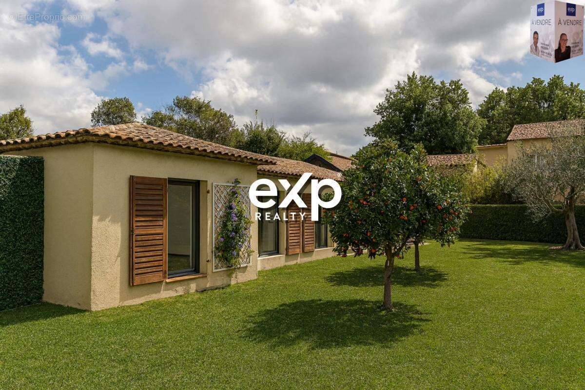 Terrain à OLLIOULES