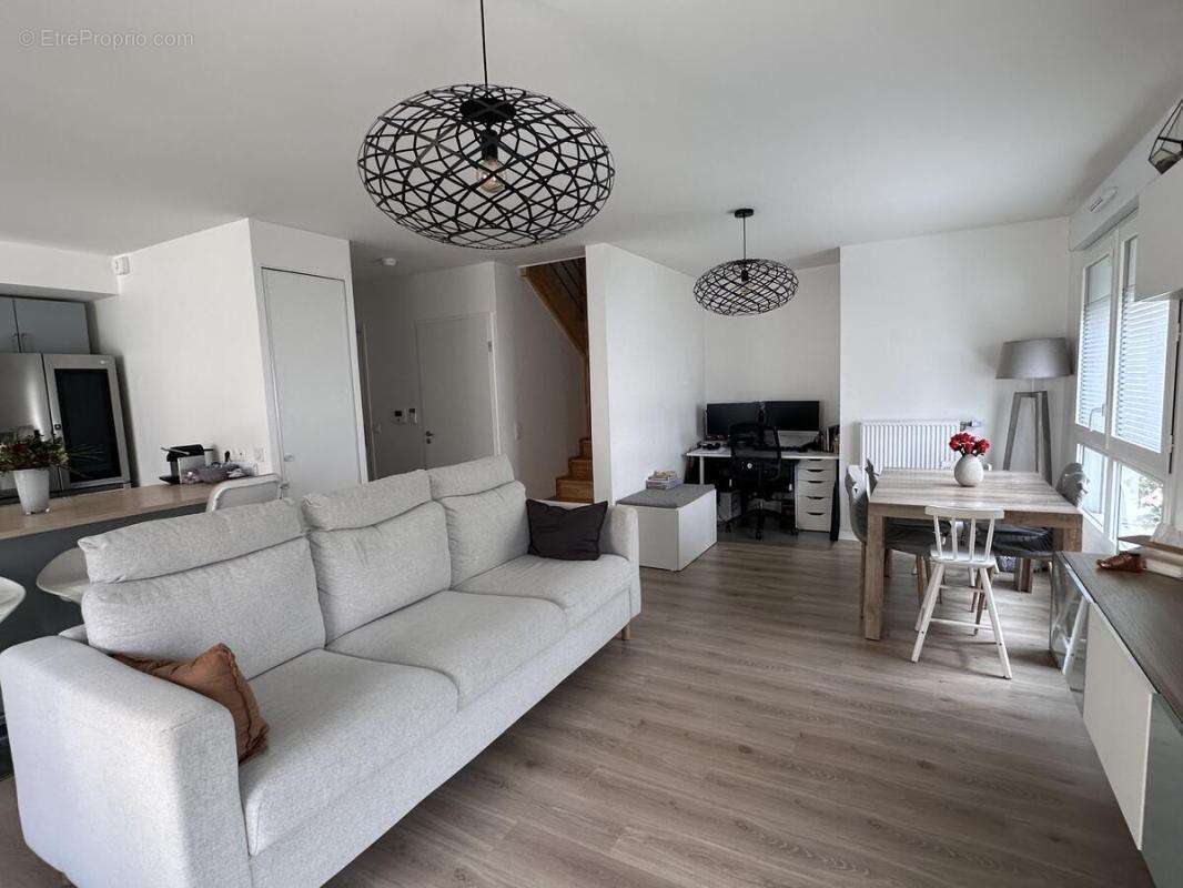 Appartement à COLOMBES