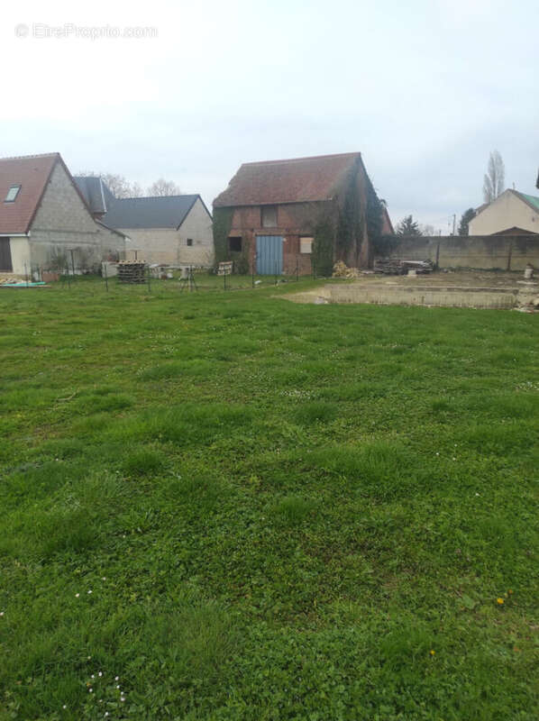 Terrain à LE PLESSIER-SUR-BULLES