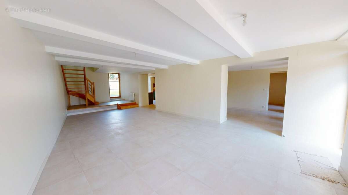 Maison à MAUREMONT