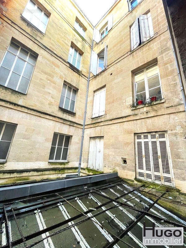 Appartement à BORDEAUX