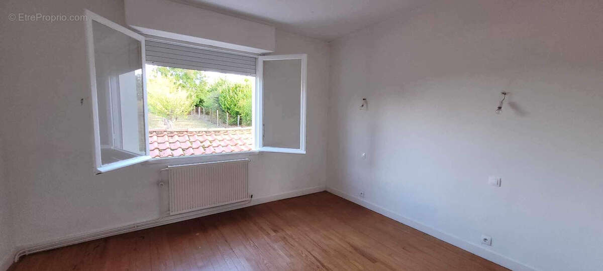 Maison à SAINT-FORT-SUR-GIRONDE