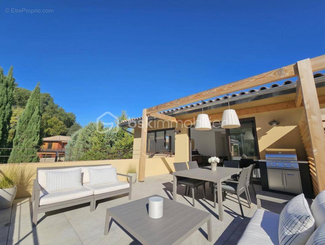 Appartement à DRAGUIGNAN