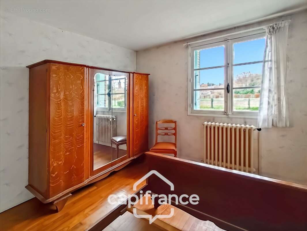 Maison à vendre 4 pièces BESSE SUR BRAYE (72)  -  terrain 2816 m²  - - photo 8