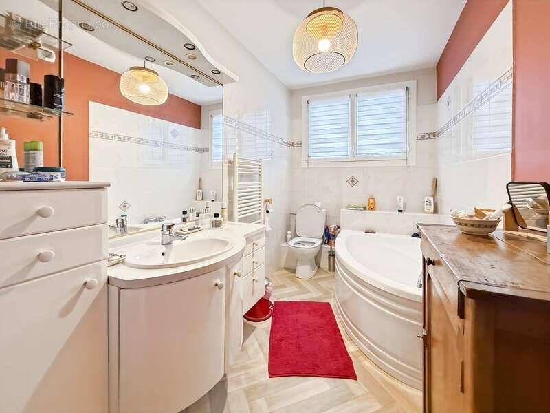 Maison à CHATELLERAULT