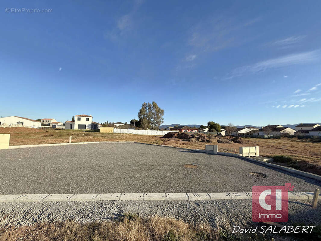 Terrain à VIDAUBAN