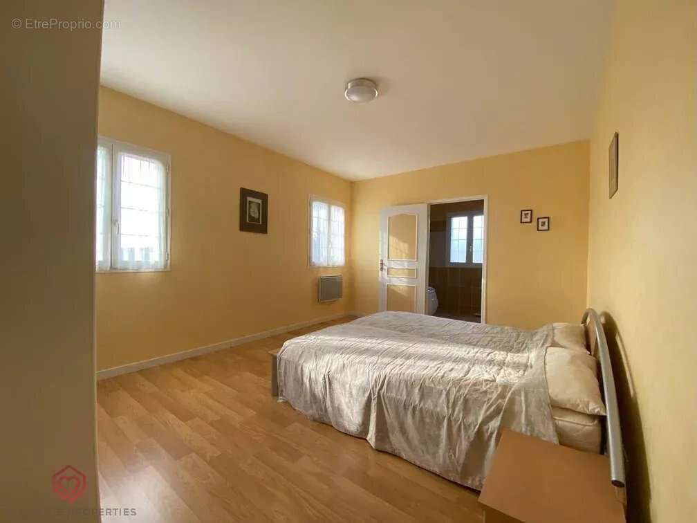 Maison à FRONTIGNAN-SAVES