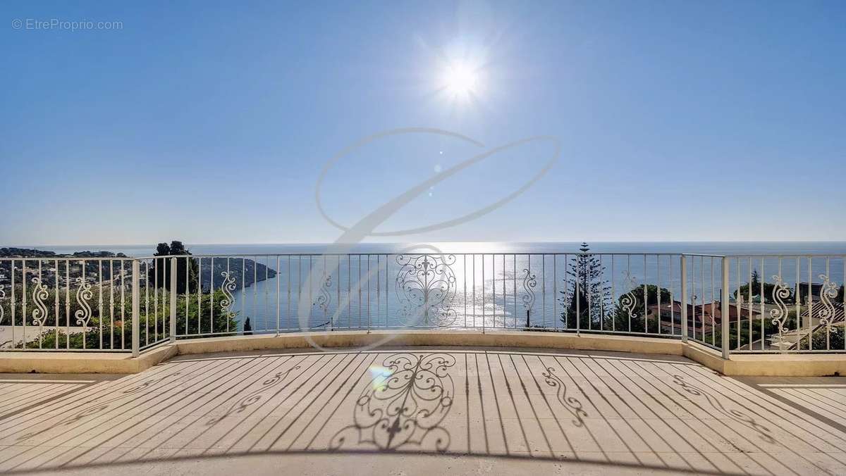 Maison à ROQUEBRUNE-CAP-MARTIN