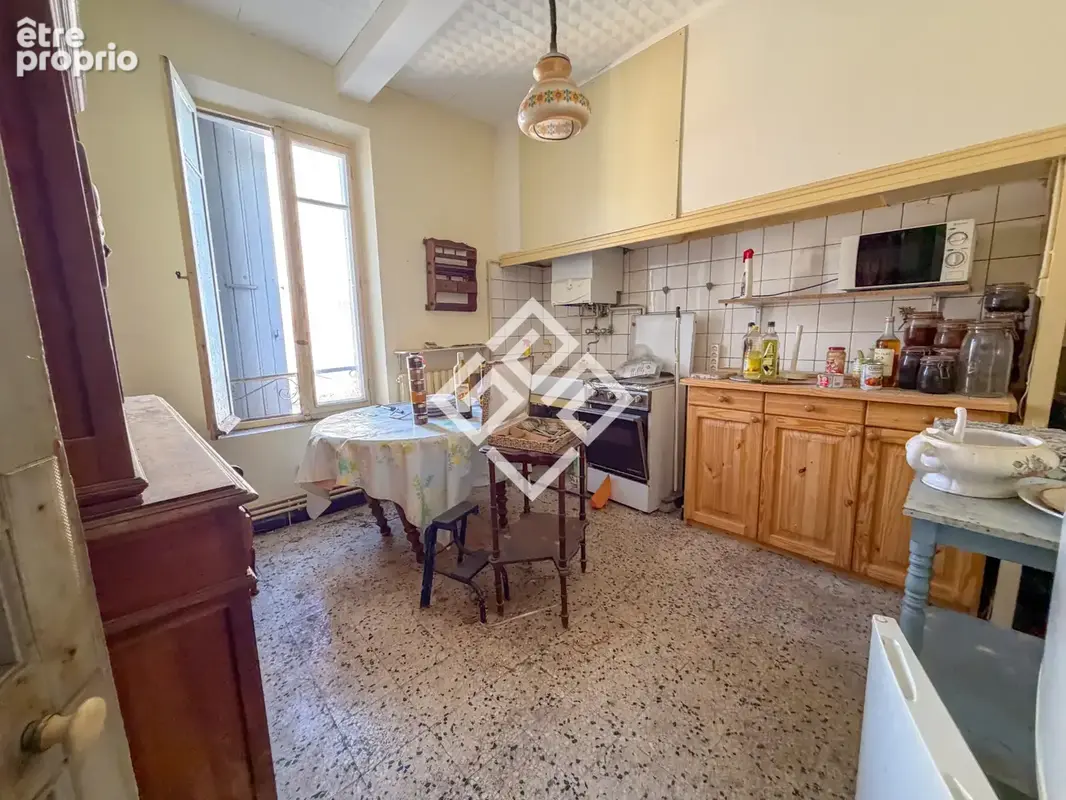 'Henri' Un immeuble à rénover avec garage Narbonne - photo 4