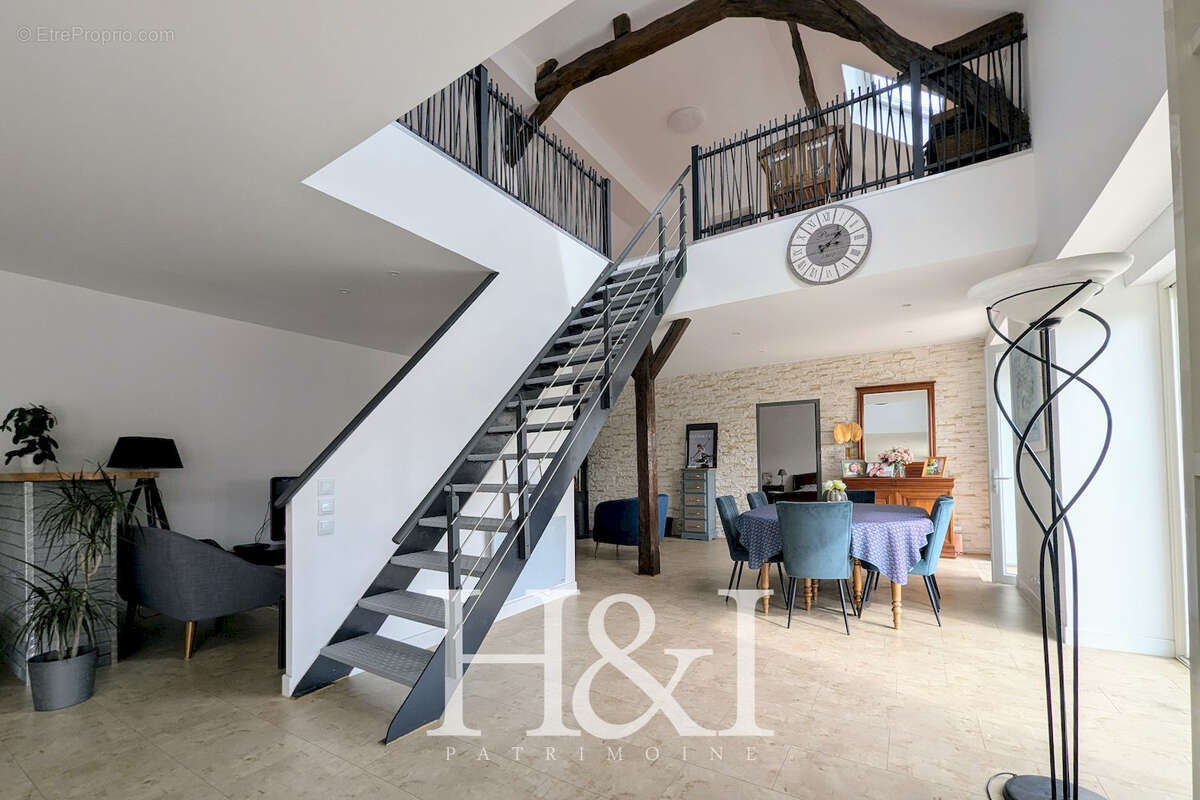 Maison à CHATELLERAULT