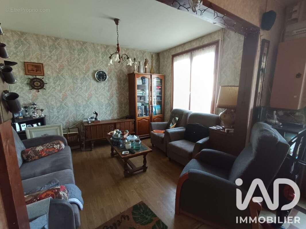 Maison 99 m² à La Chaussee-Tirancourt  - photo 7