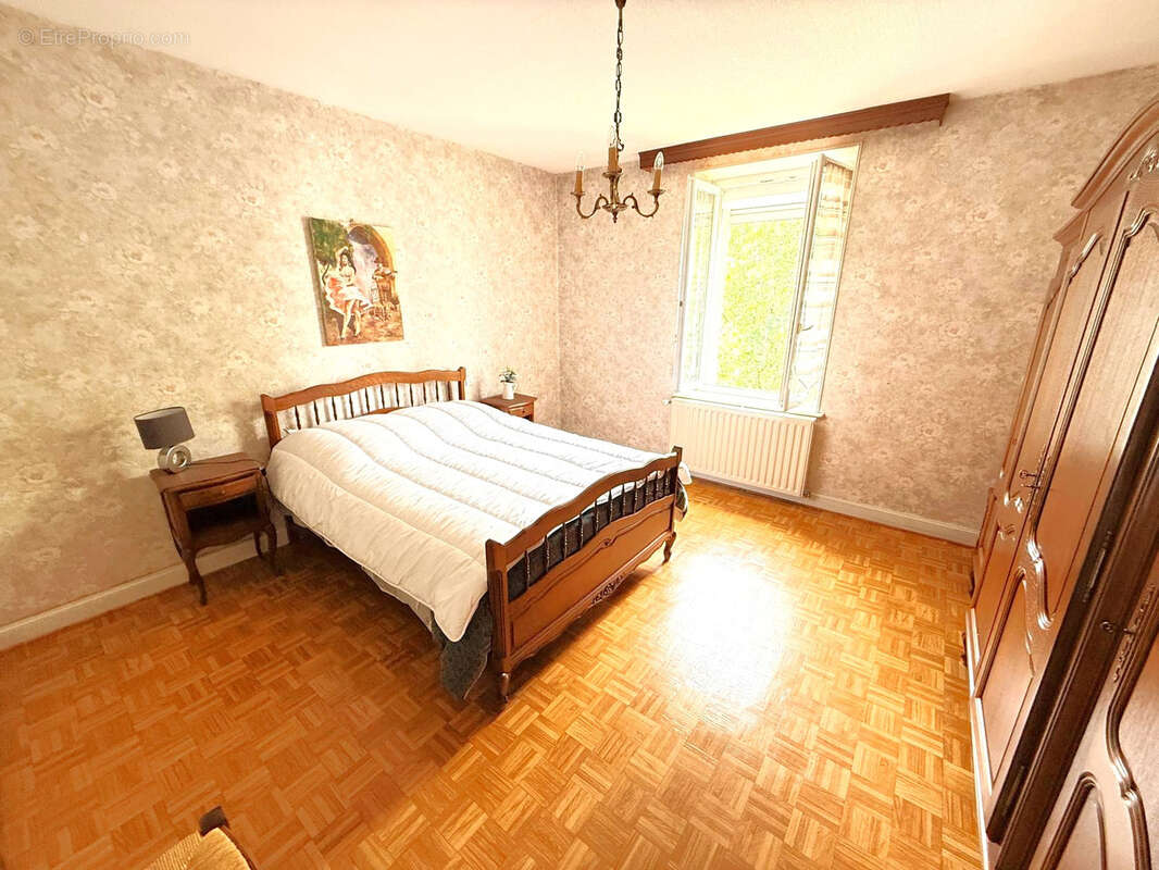 Maison F4 avec jardin et garage   Au calme - photo 4