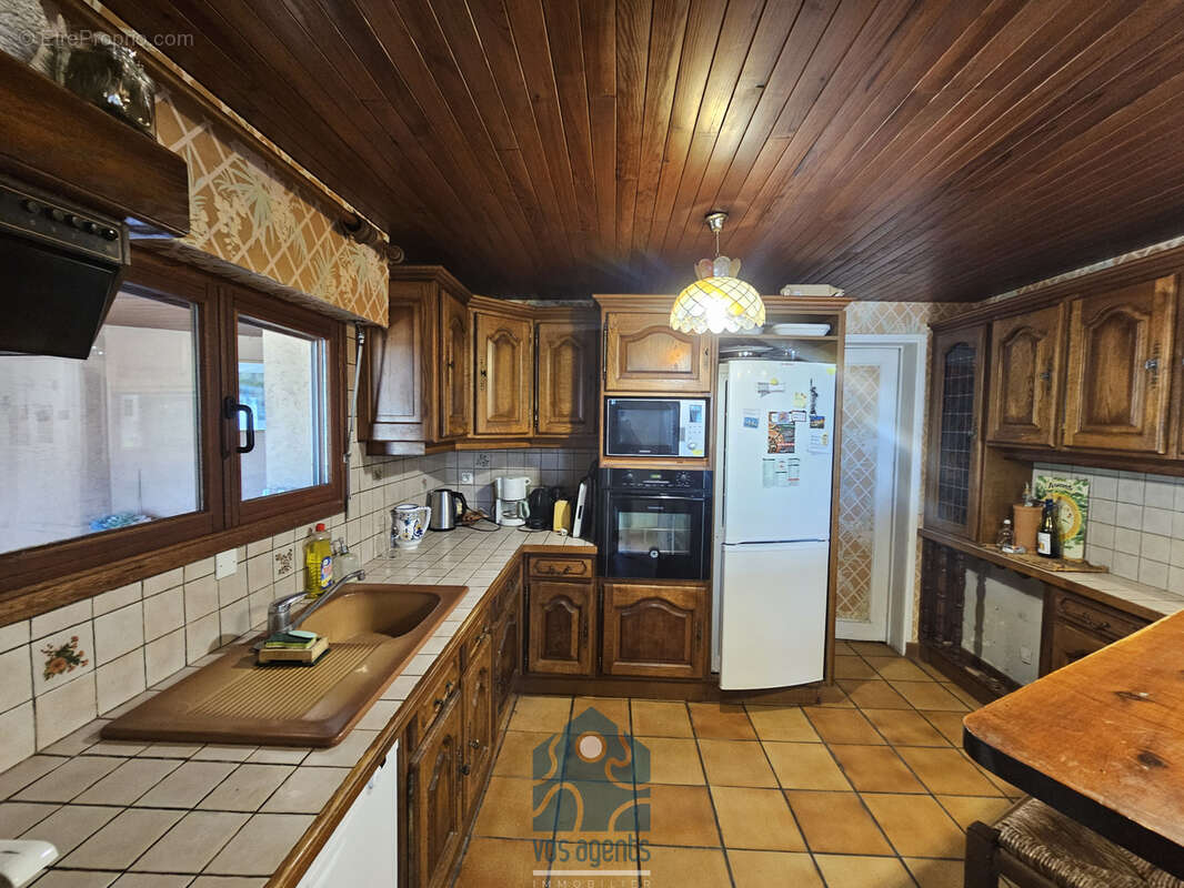 Maison à VEYRE-MONTON
