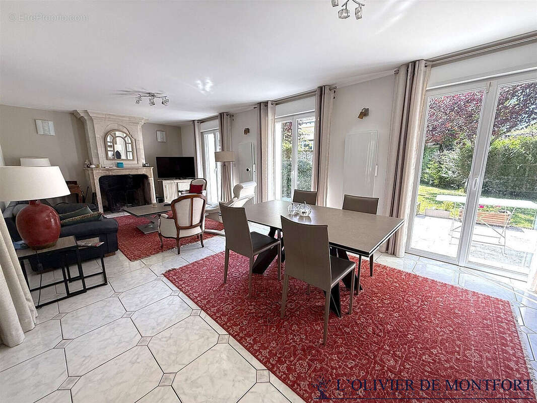 Maison à MONTFORT-L'AMAURY