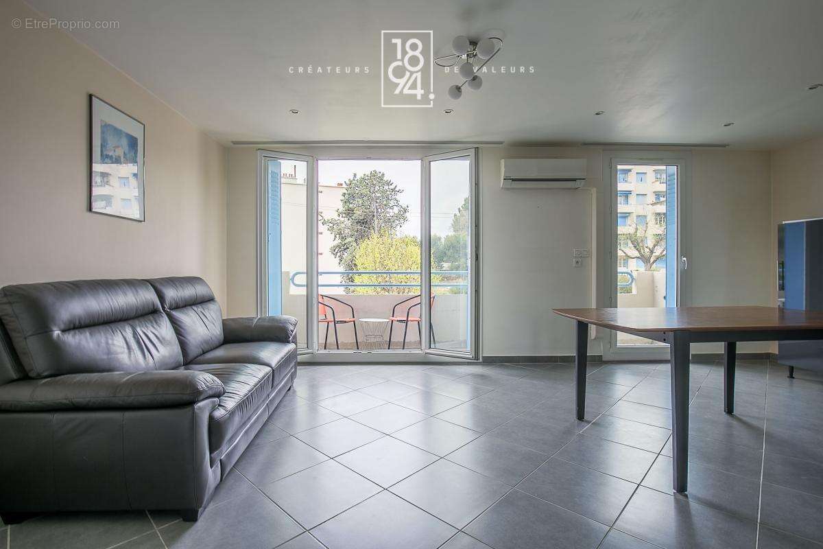 Appartement à MARSEILLE-12E