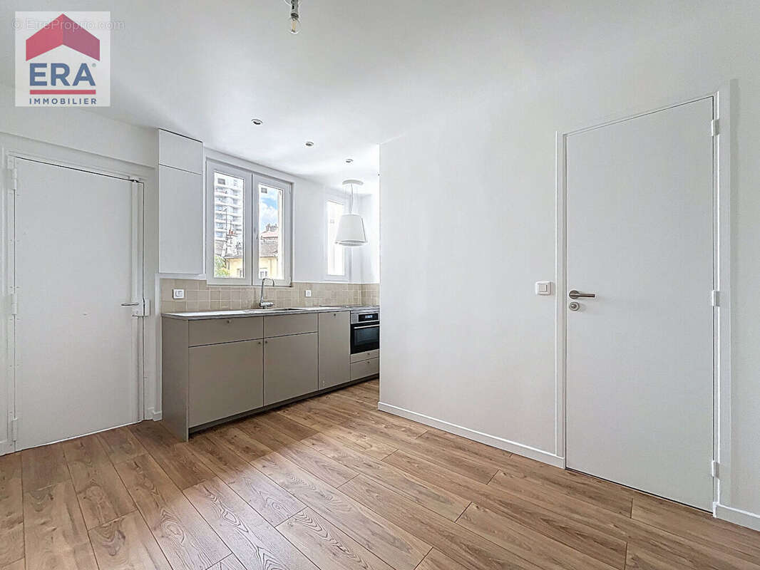 Appartement à IVRY-SUR-SEINE