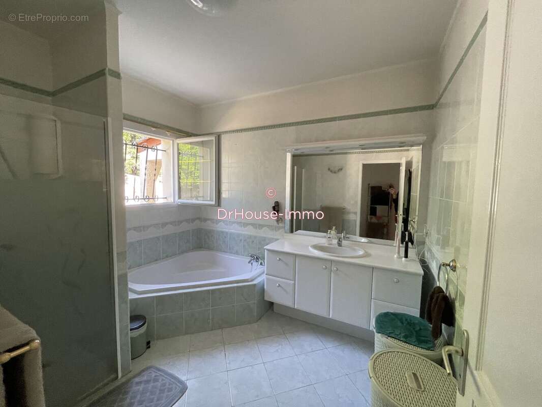 Maison à SAINT-LOUBES