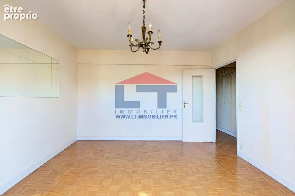Appartement 3 pièces 50 m² à vendre à Montreuil (93100) - photo 4