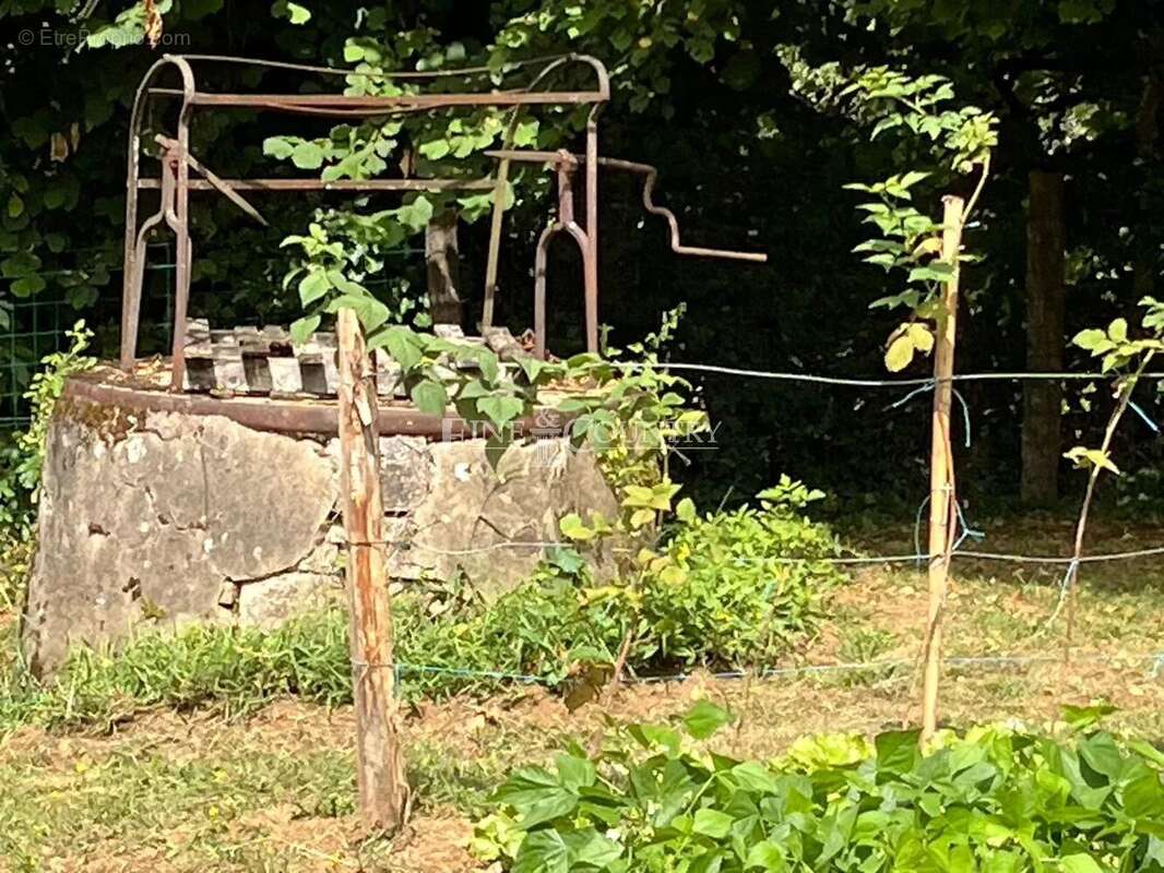 Maison à MAZEROLLES