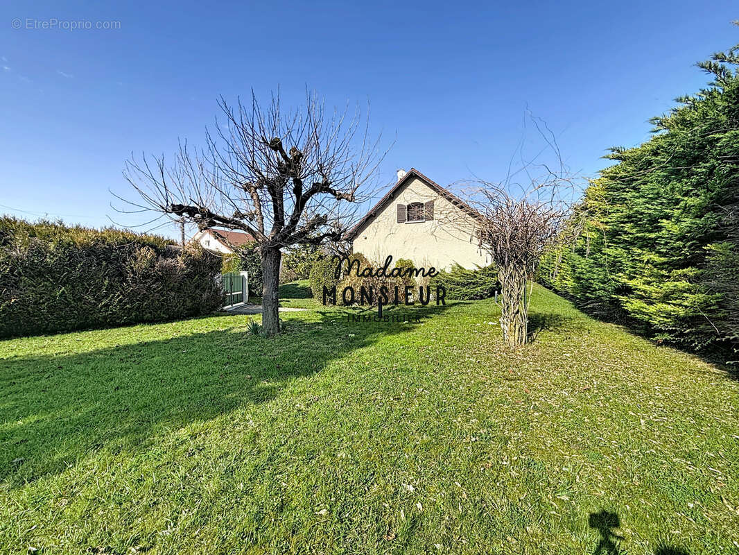 Maison à BOURGOIN-JALLIEU