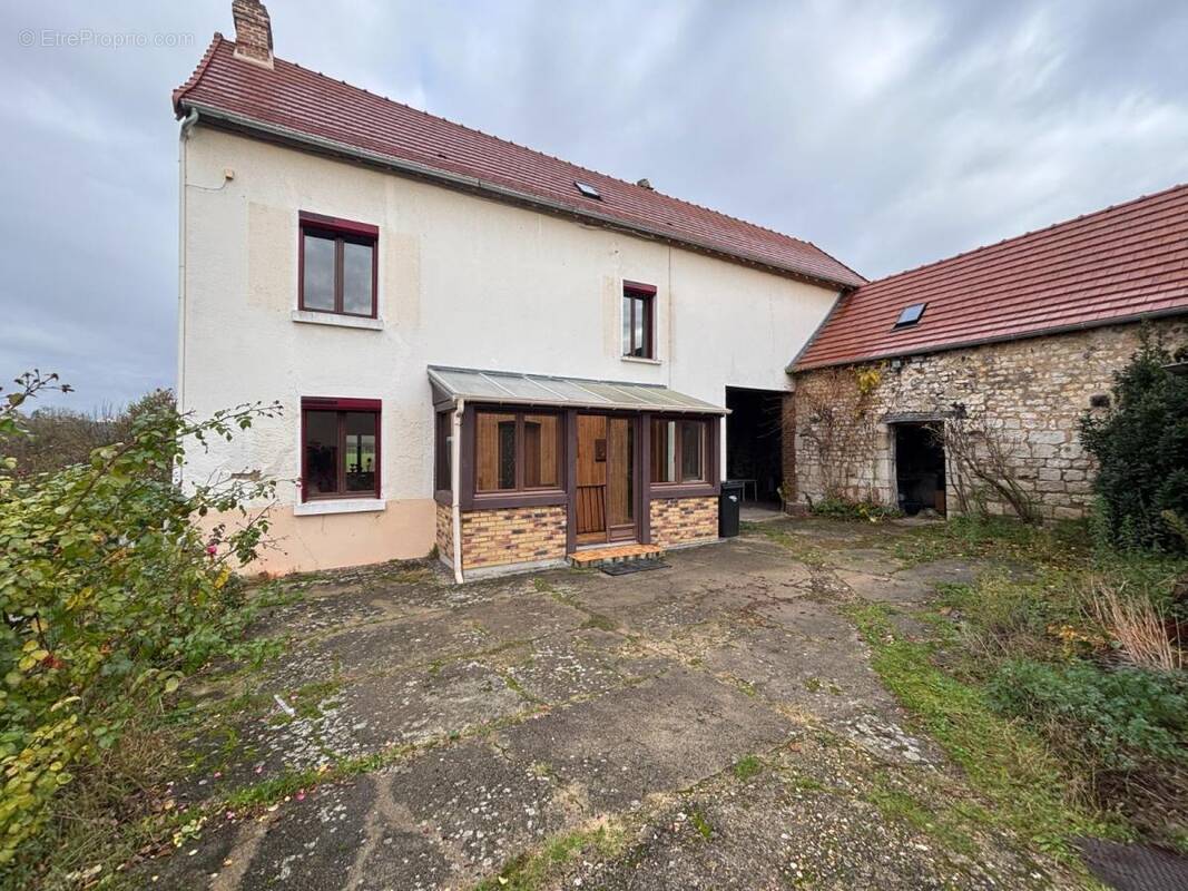 Maison à CRIQUEBEUF-SUR-SEINE