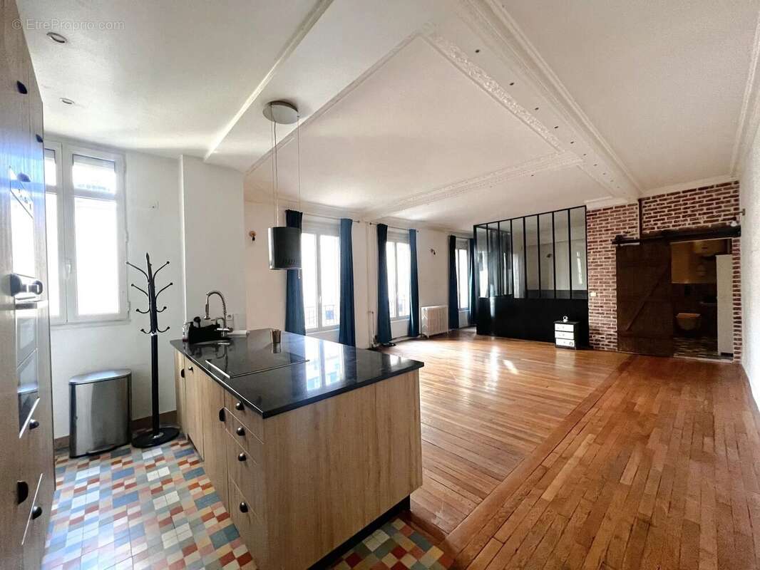 Appartement à ASNIERES-SUR-SEINE