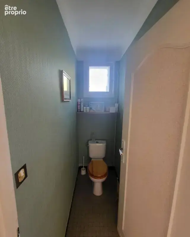 Maison familiale avec fort potentiel – 130 m² habitables (148 m² au sol) – Saint-Herblain Bourg - photo 8