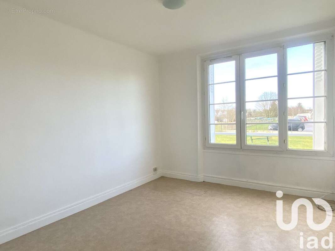 Photo 7 - Appartement à ROMILLY-SUR-SEINE