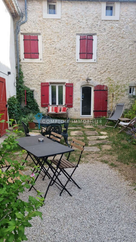 Sault : ferme de 500m2 habitables sur 35 000 m2 du terrain à acheter 1164000 € - photo 4
