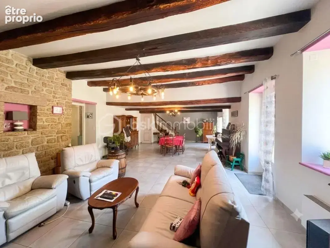 Belle Maison dans petit hameau calme et verdoyant - photo 8