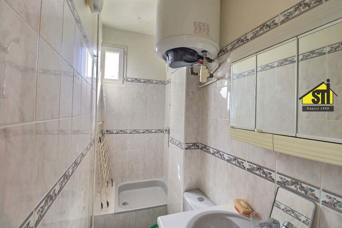 Appartement à PARIS-14E