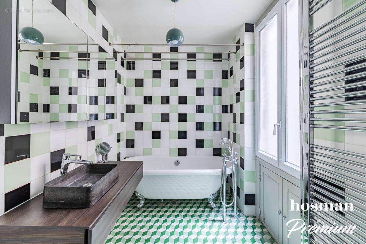Appartement à PARIS-19E