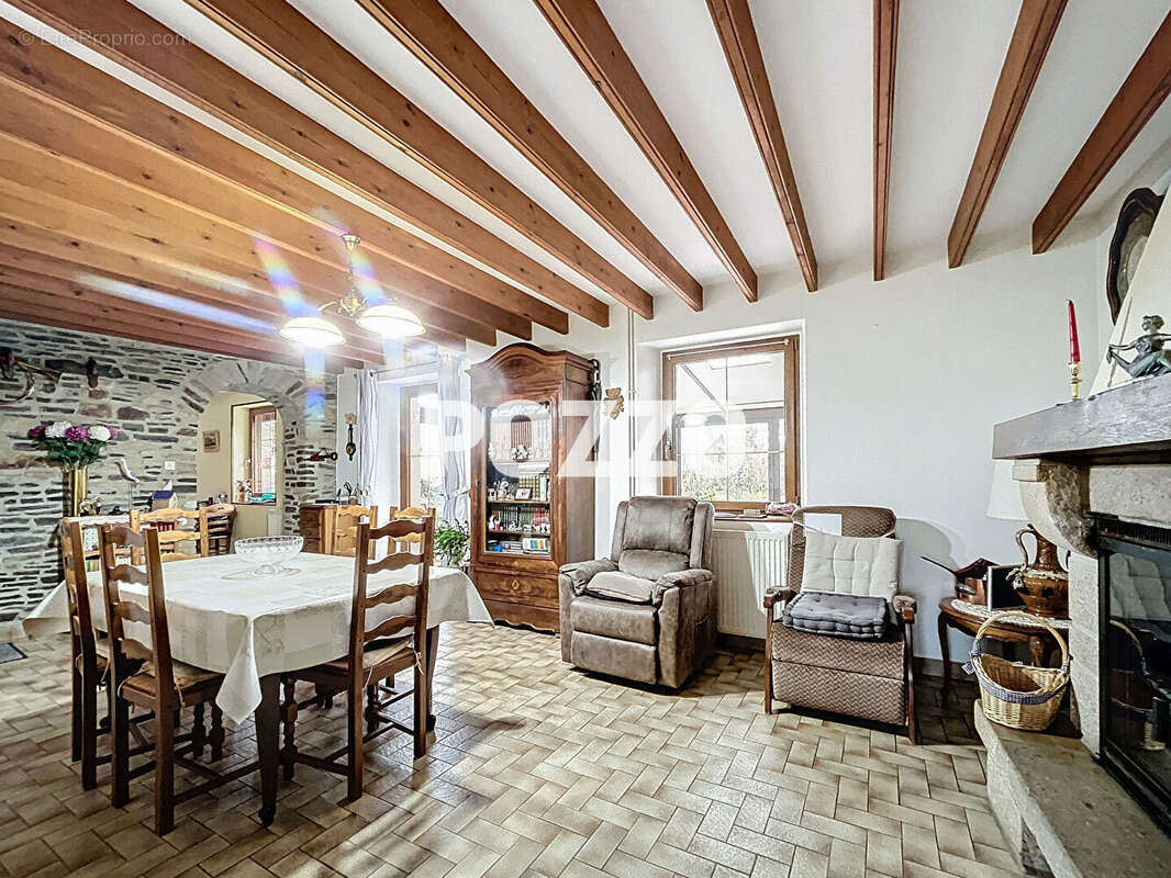 Maison à LES MOITIERS-D&#039;ALLONNE