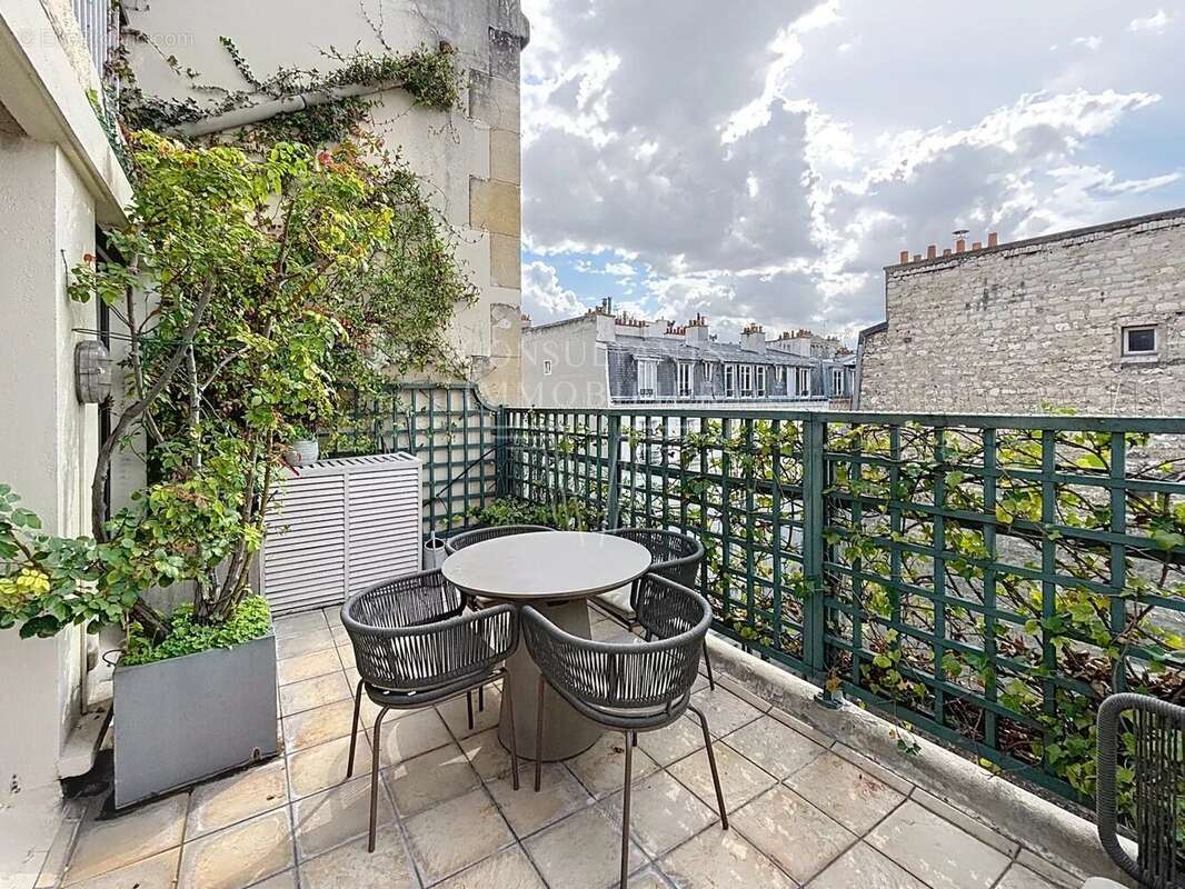 Appartement traversant terrasse 14 m² ouest - photo 3